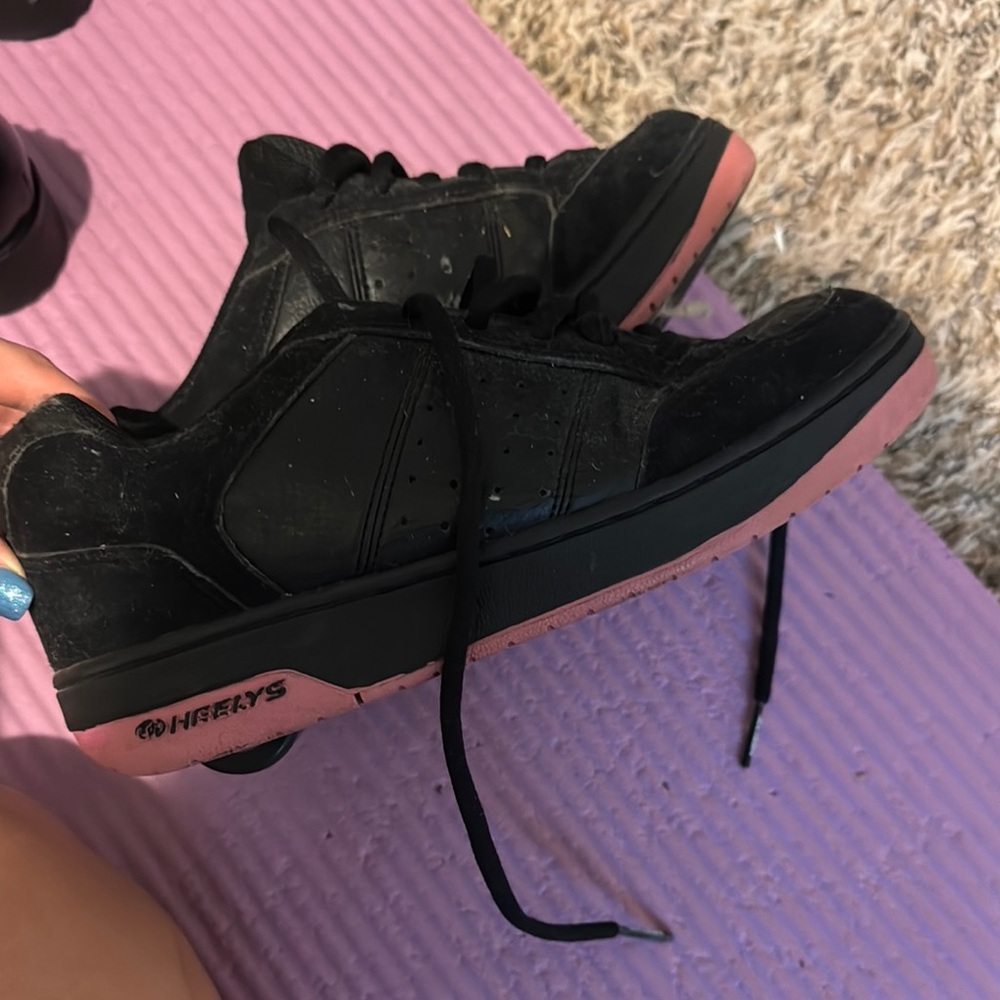 Heelys Black and Pink Athletic Shoes with Dynamic Style